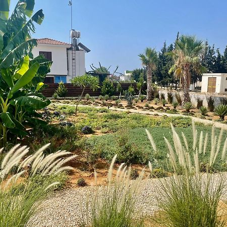 Sea View Suites By The Coast Famagusta (Northern Cyprus) Exterior foto