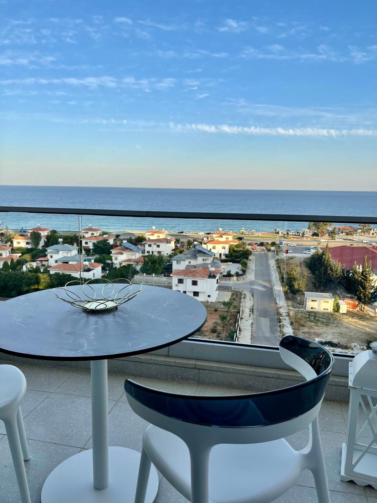 Sea View Suites By The Coast Famagusta (Northern Cyprus) Exterior foto